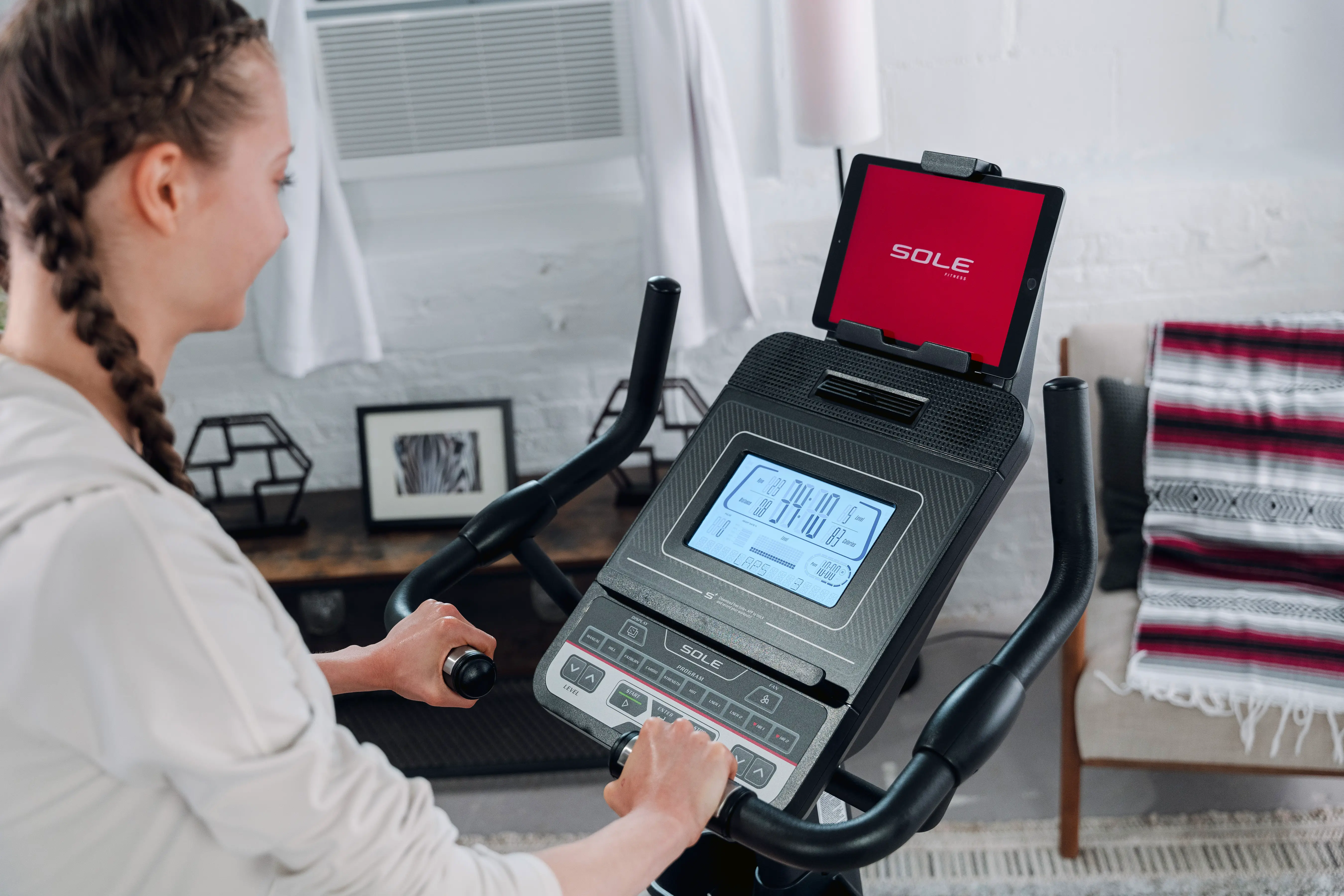 SOLE B94 Exercise Bike - Image 15