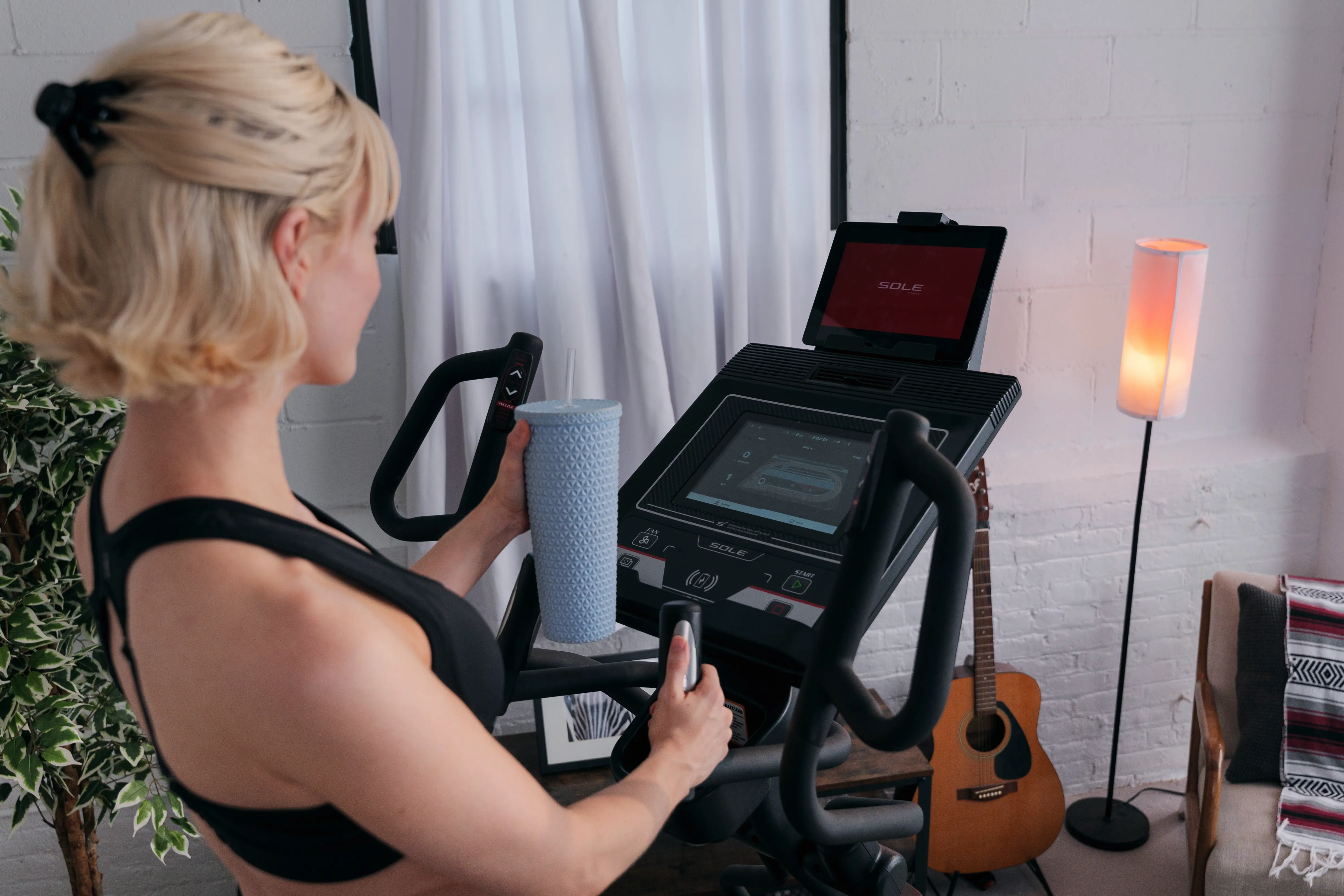 SOLE E35 Elliptical - Image 10