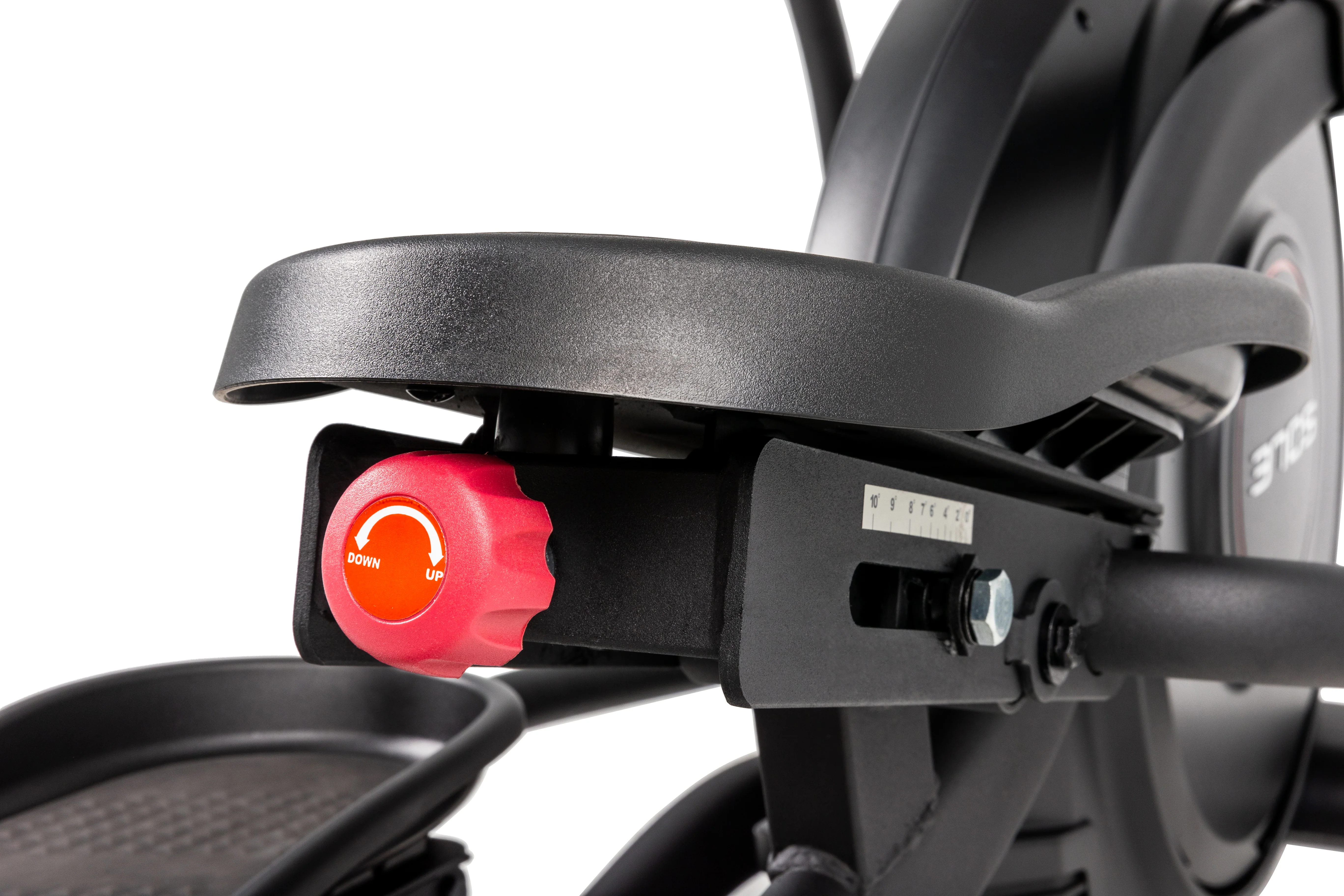 SOLE E95 Elliptical - Image 30