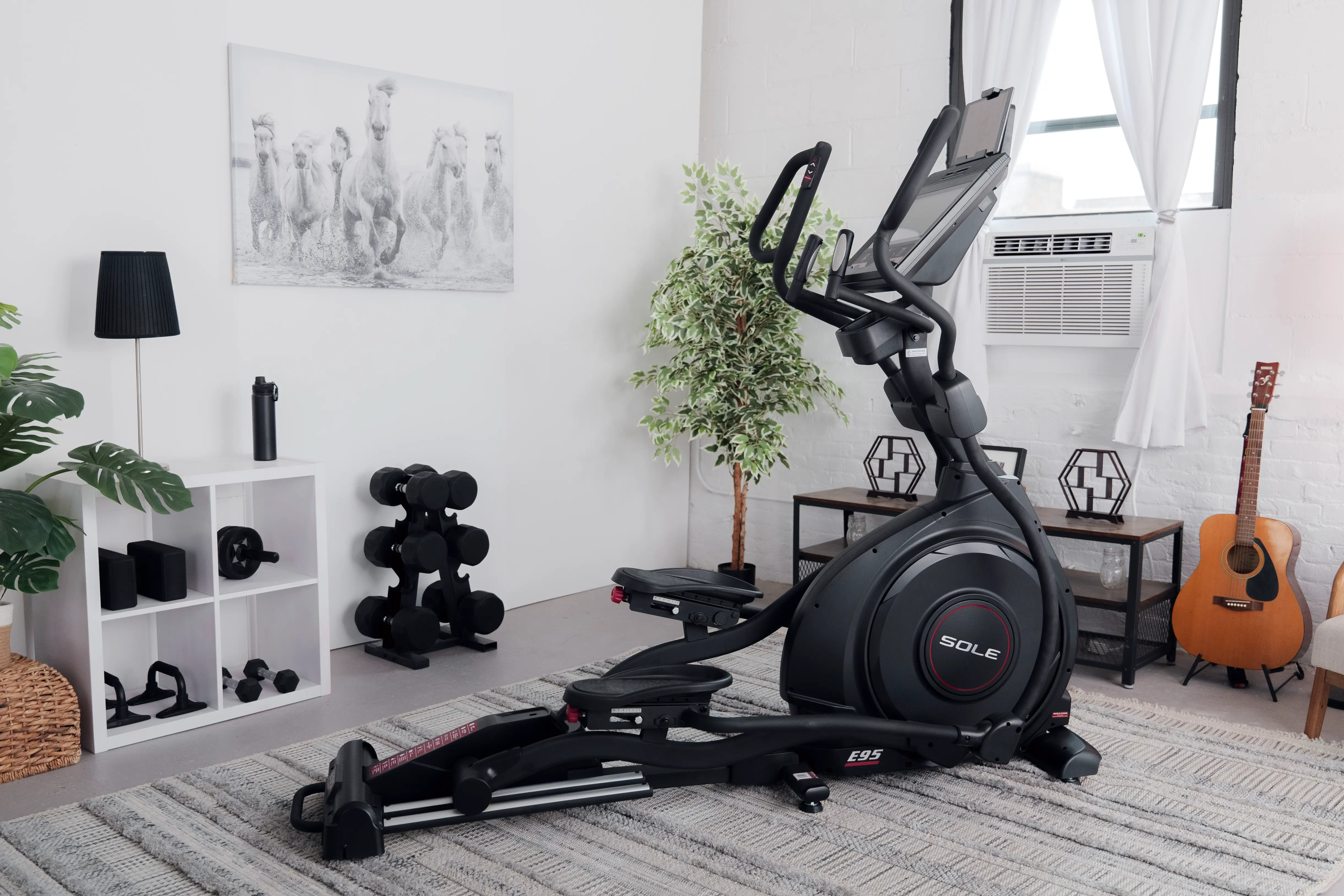 SOLE E95 Elliptical - Image 8