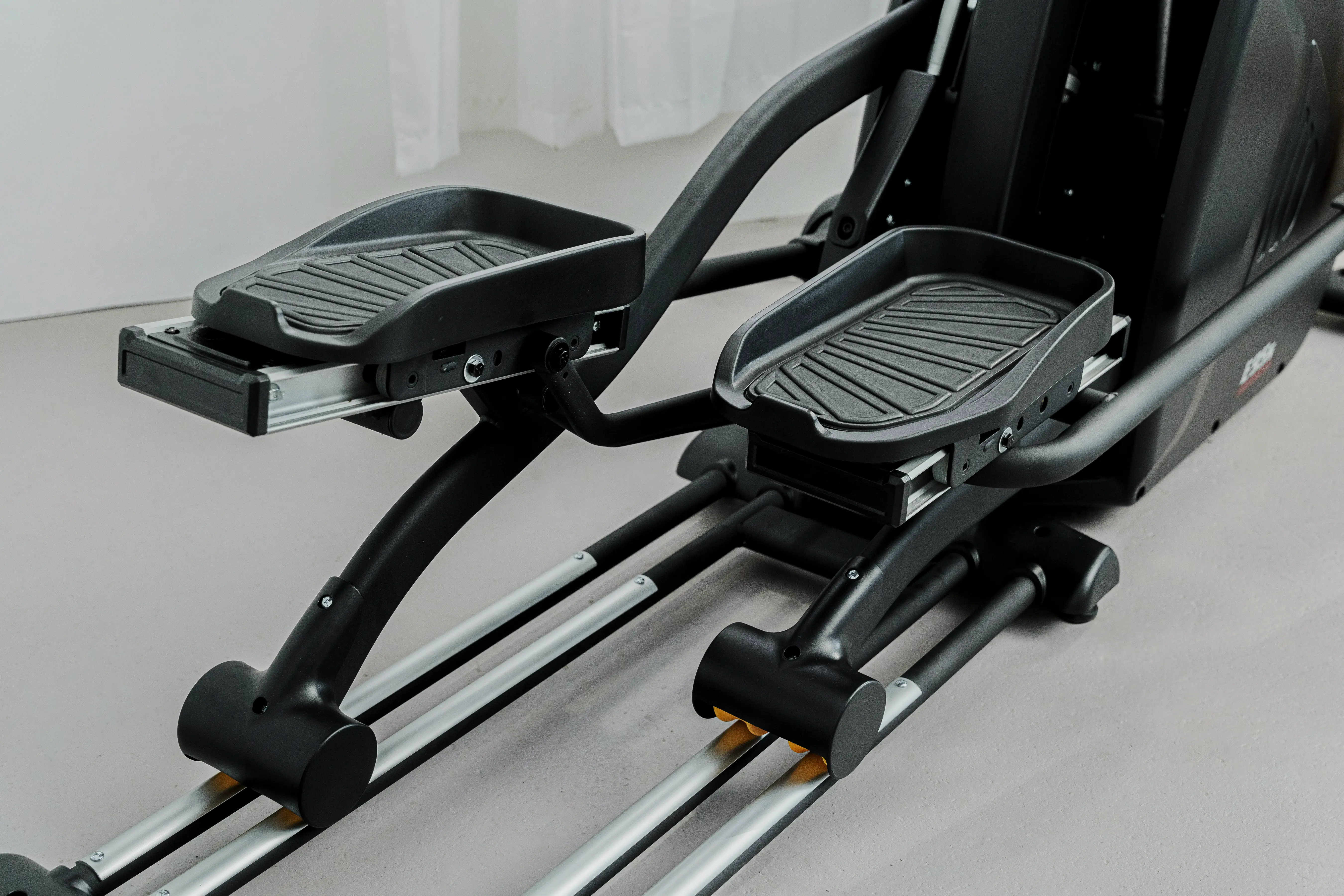 SOLE E95S Elliptical - Image 28