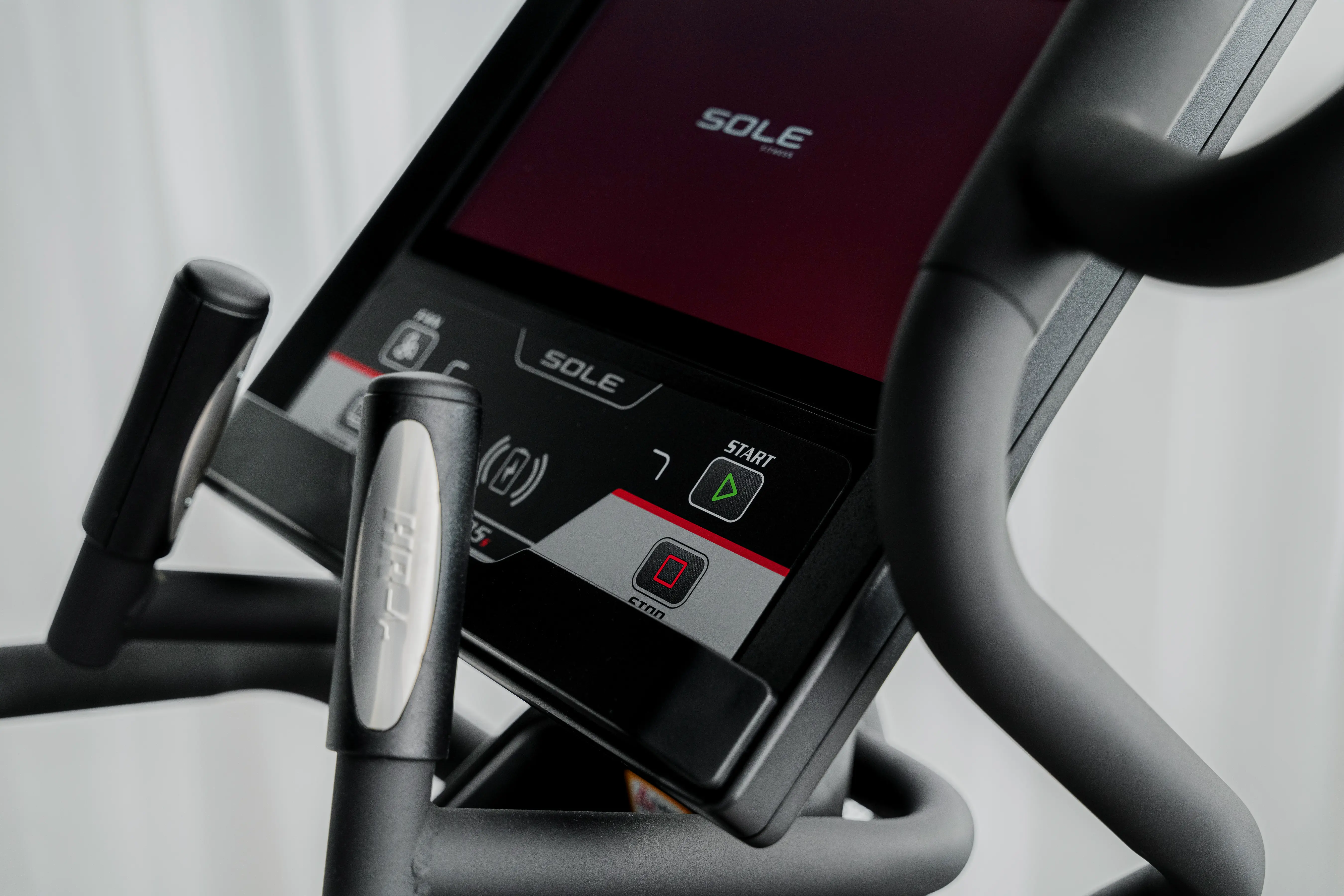 SOLE E95S Elliptical - Image 9