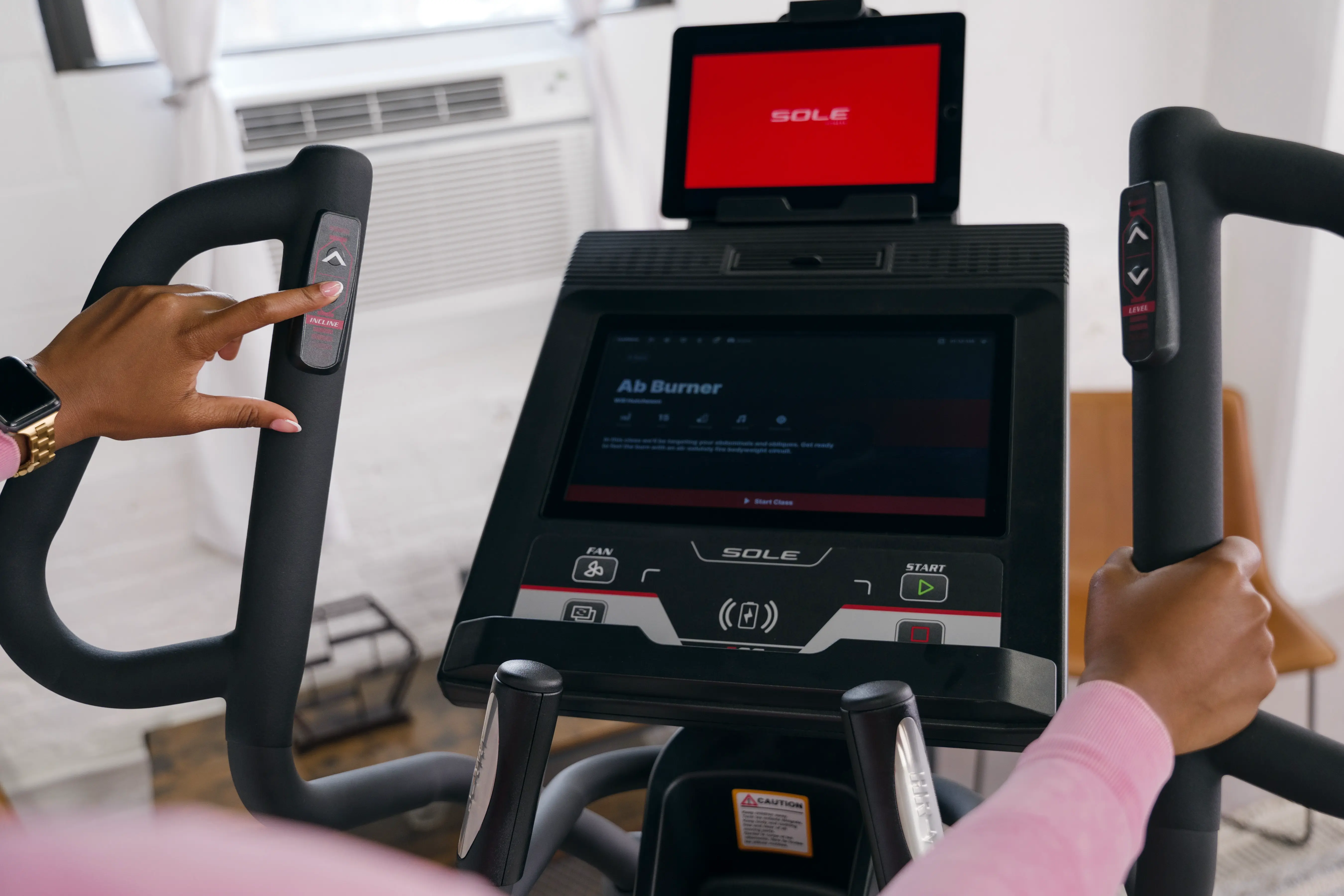 SOLE E98 Elliptical - Image 10