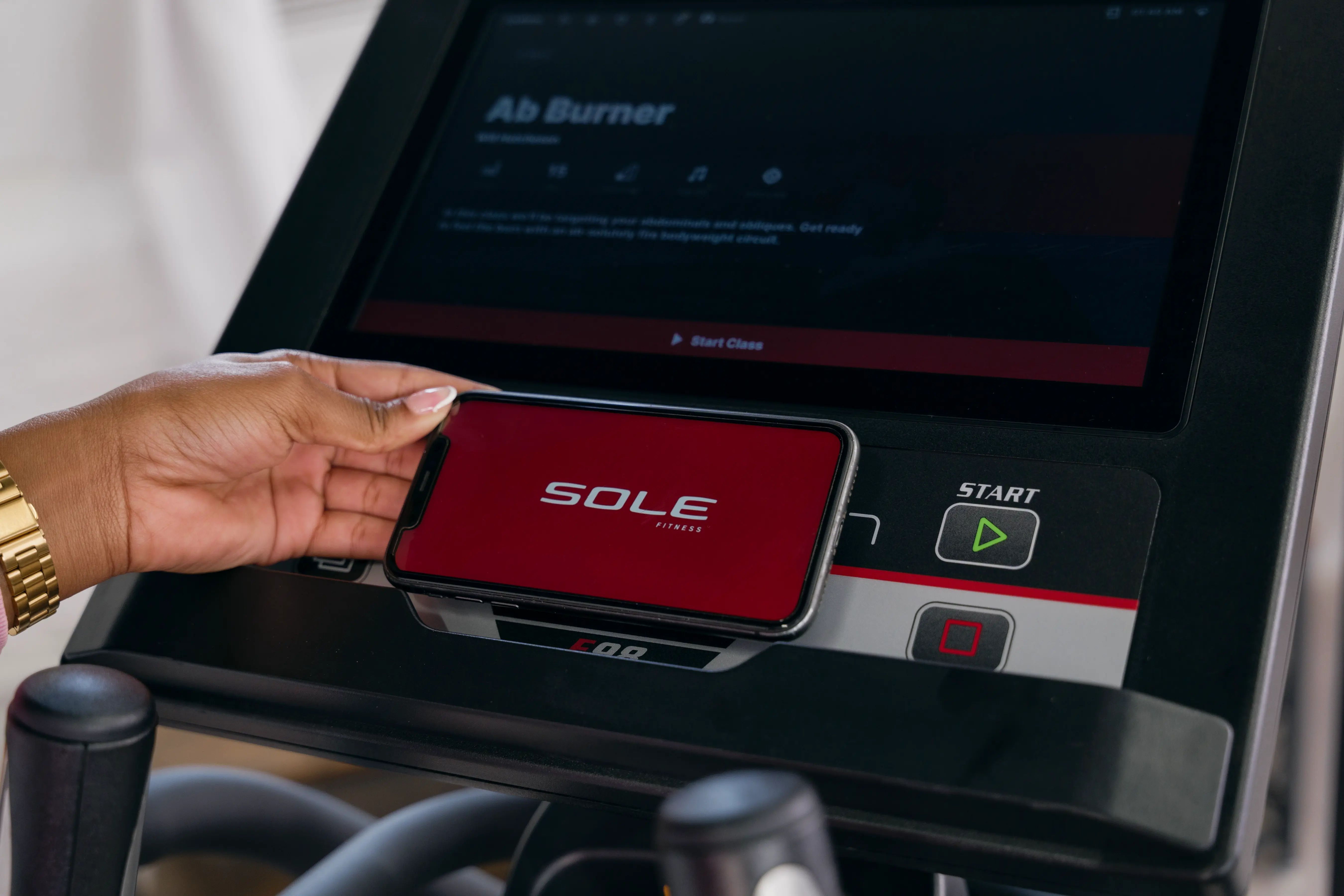 SOLE E98 Elliptical - Image 18