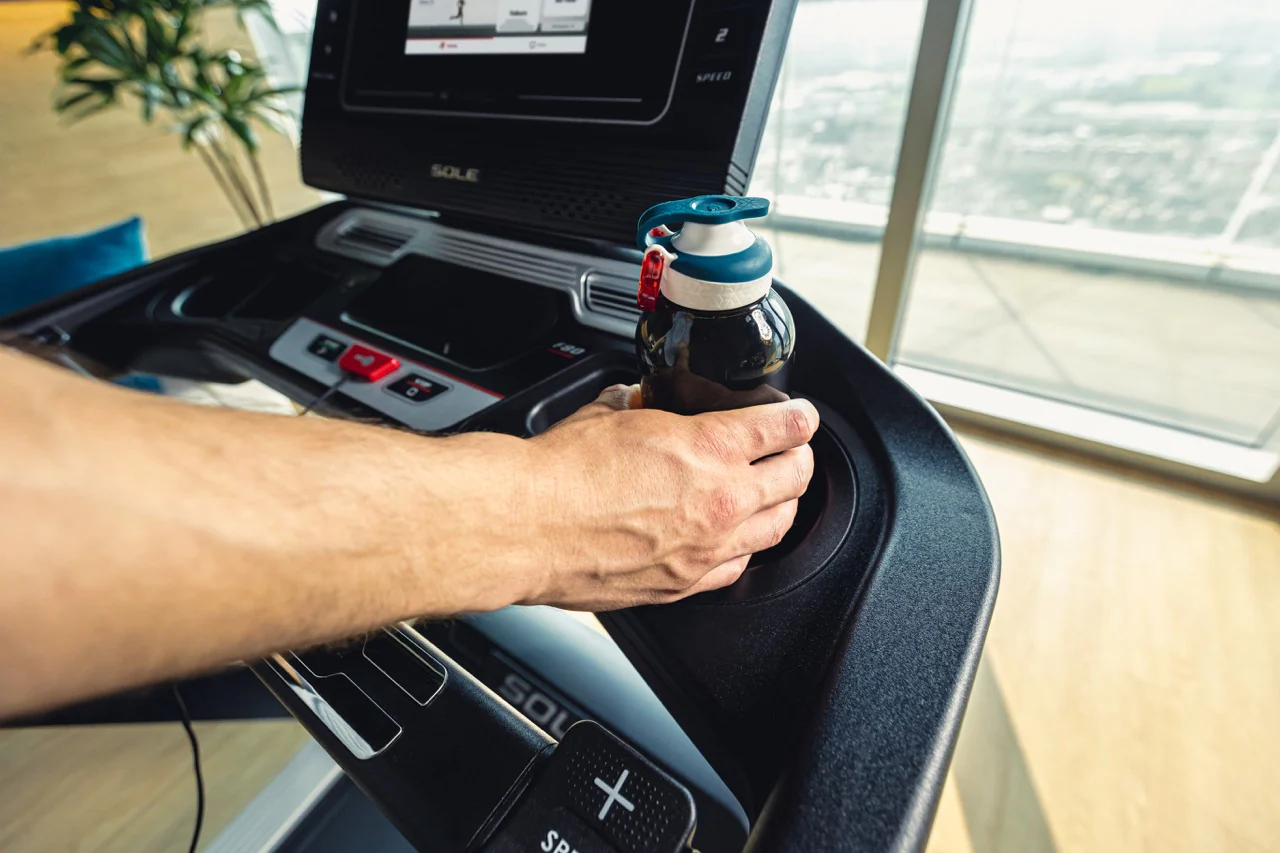 SOLE F80 Treadmill - Image 20