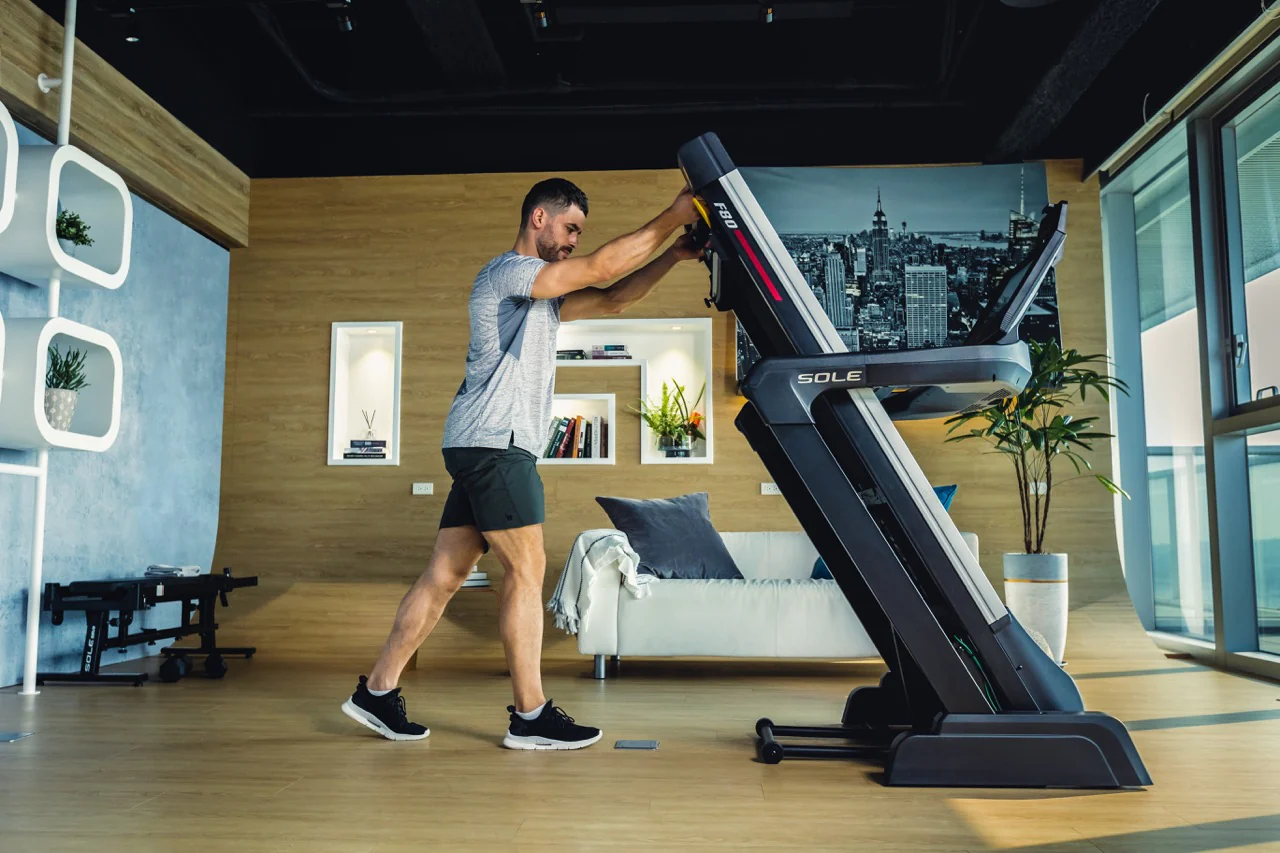 SOLE F80 Treadmill - Image 6
