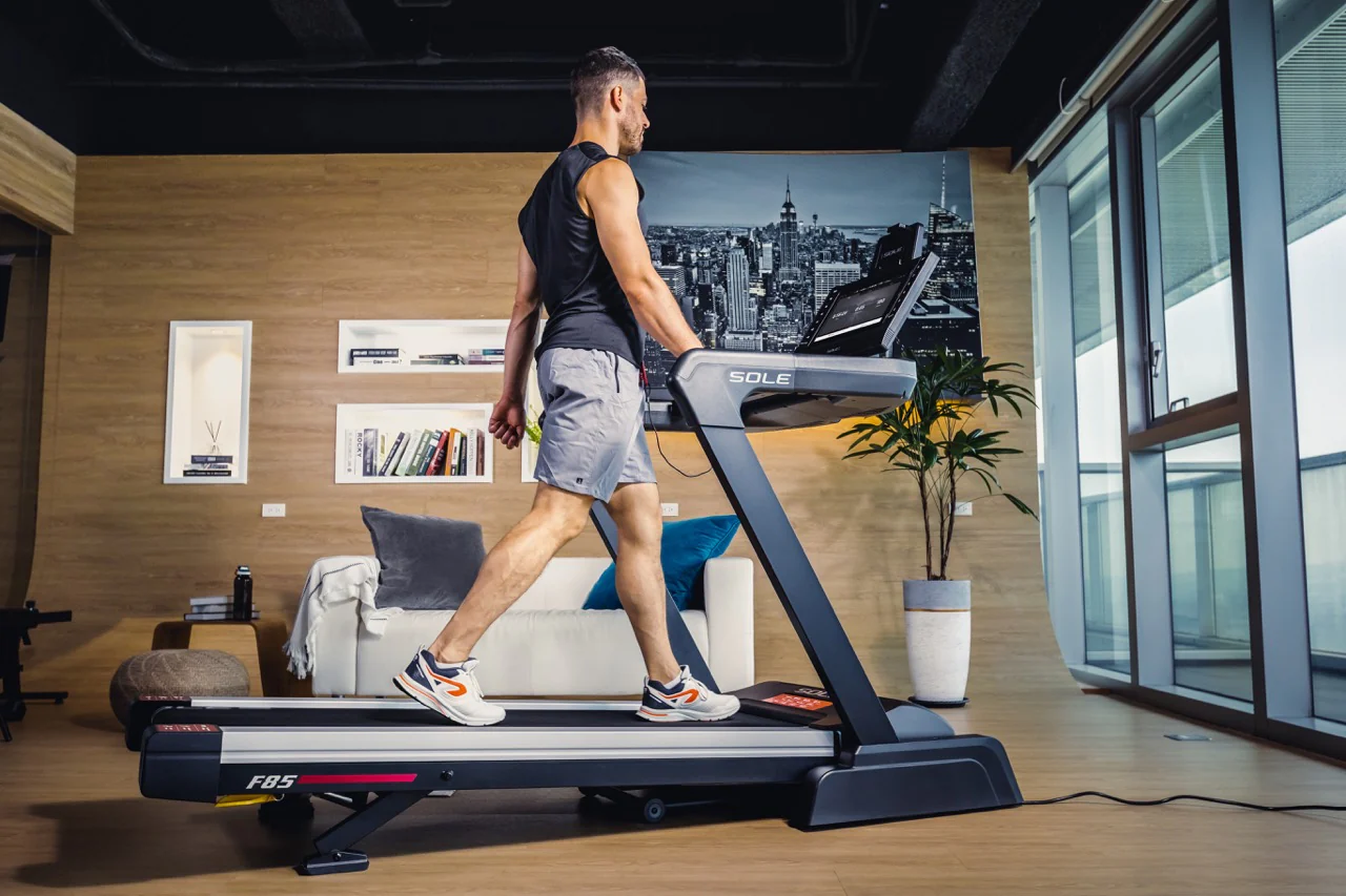 SOLE F85 Treadmill - Image 12