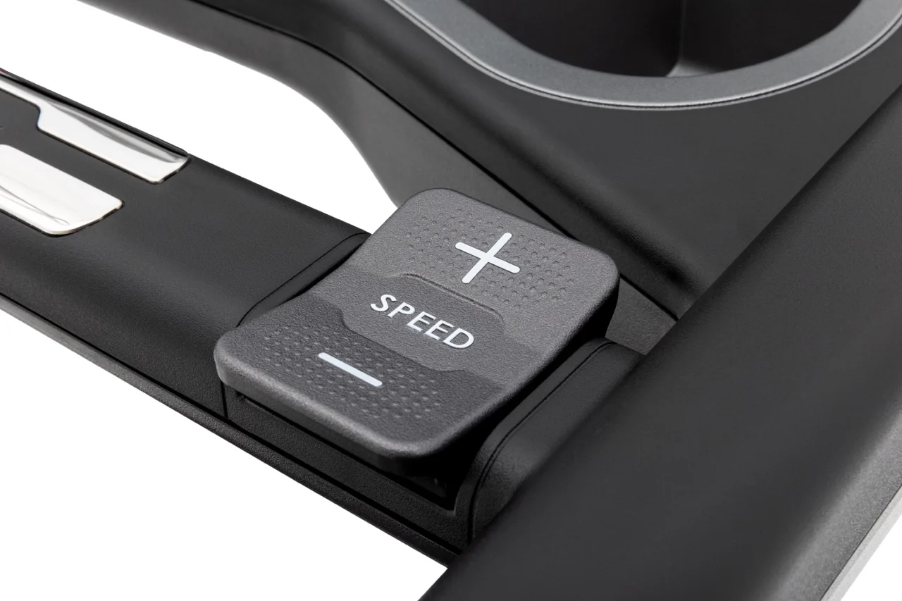 SOLE F89 Treadmill - Image 33