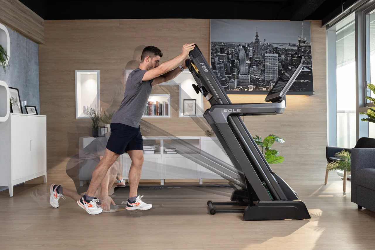 SOLE F89 Treadmill - Image 4