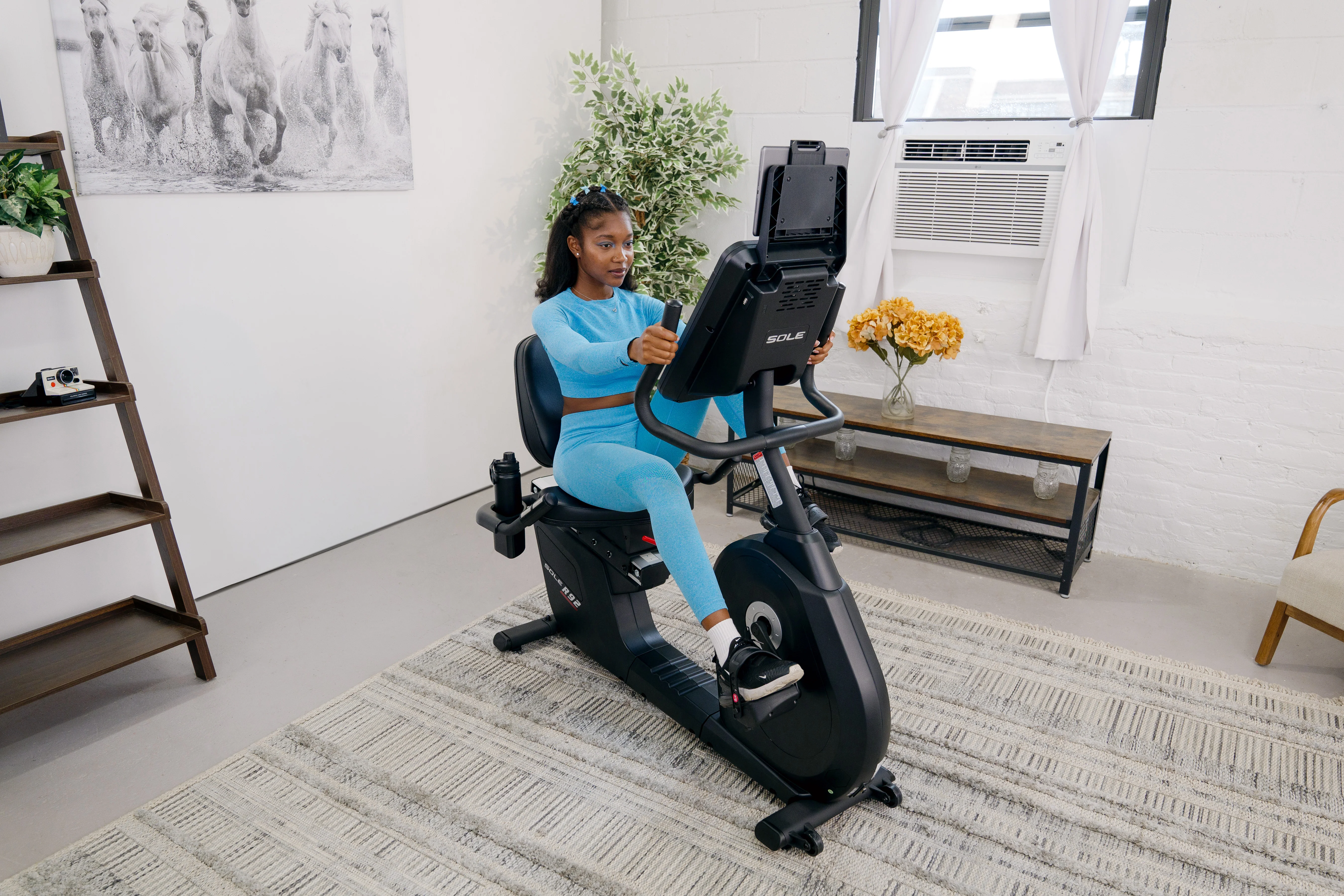 SOLE R92 Exercise Bike - Image 17