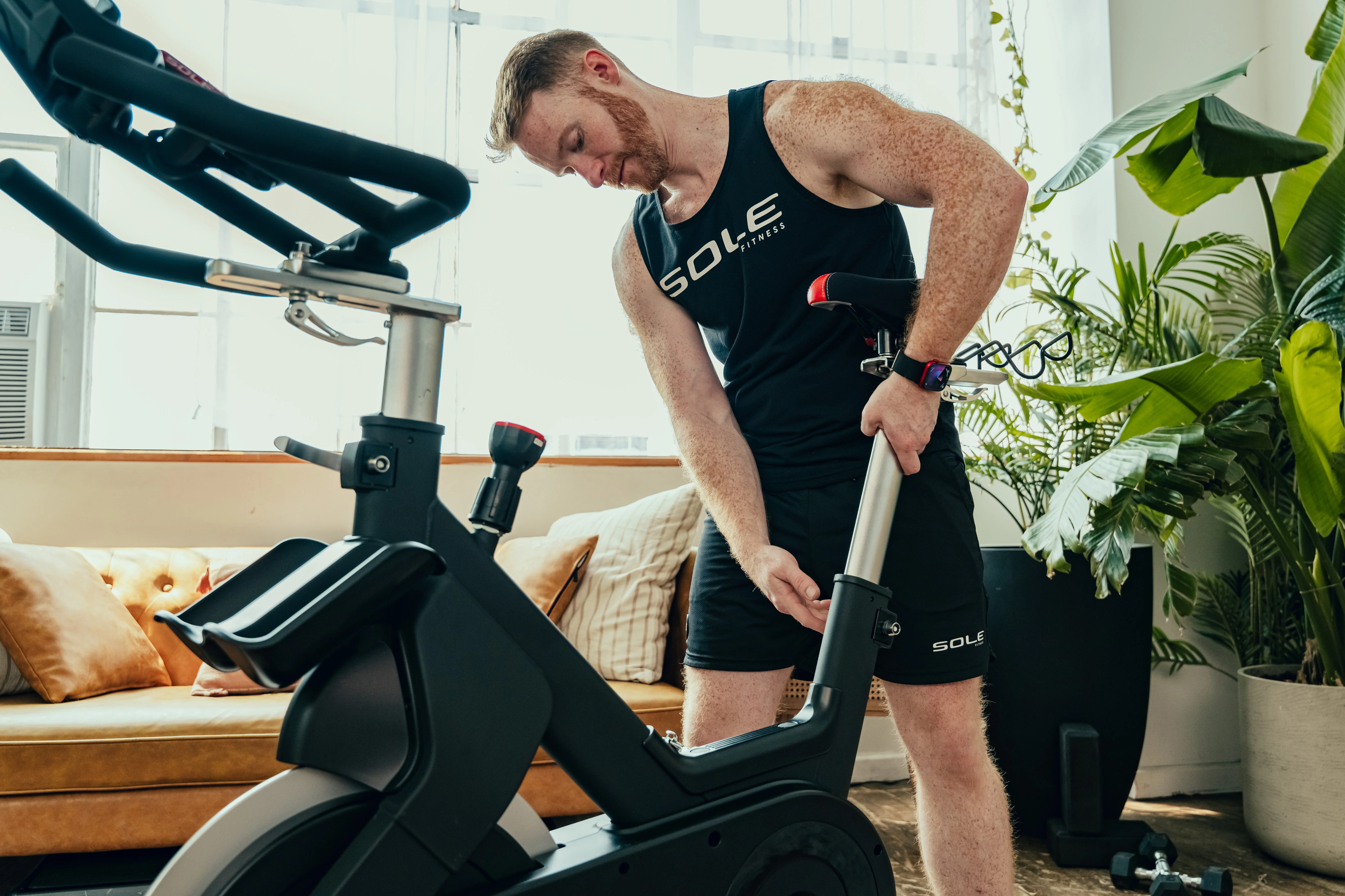 SOLE SB900 Exercise Bike - Image 14