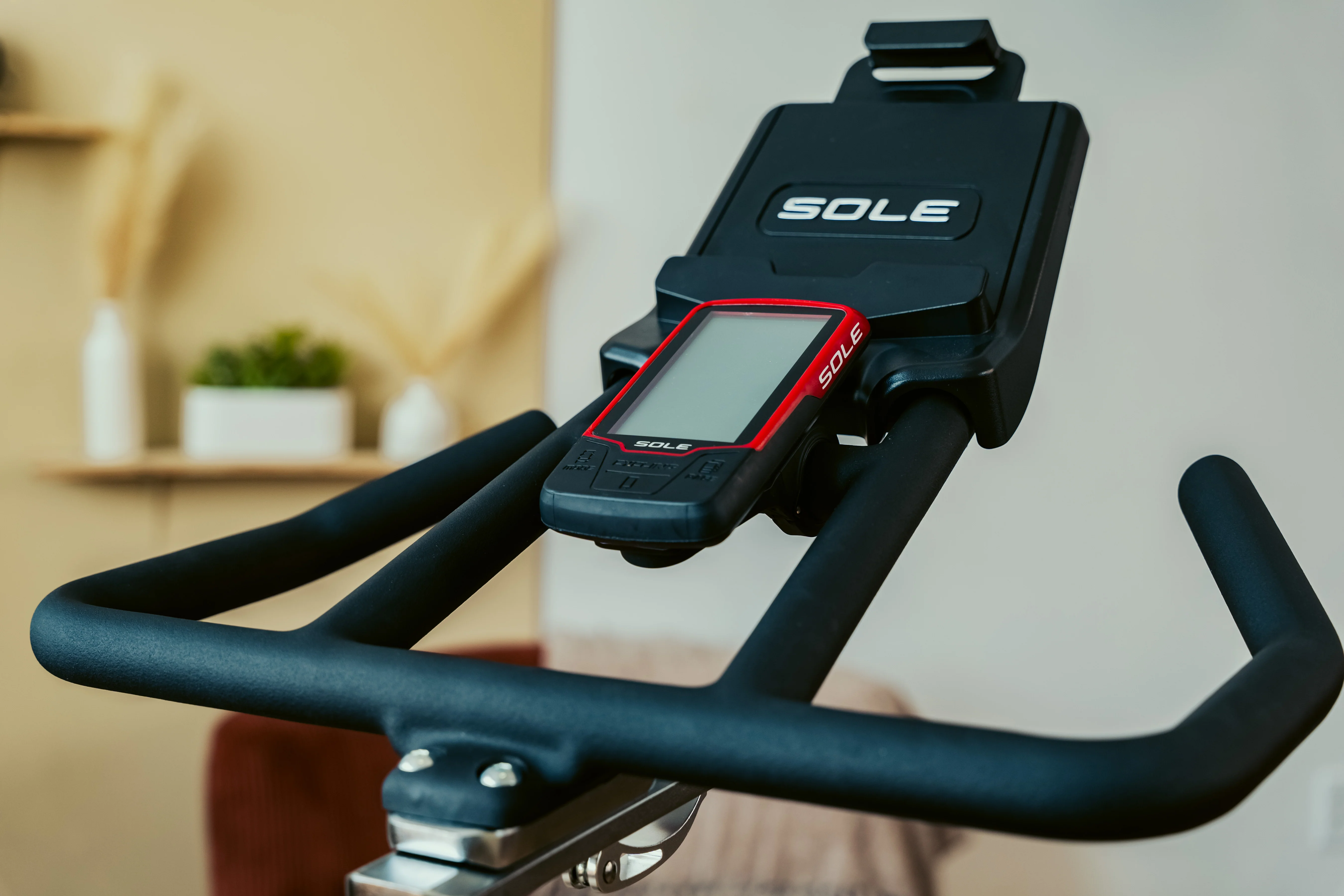 SOLE SB900 Exercise Bike - Image 24
