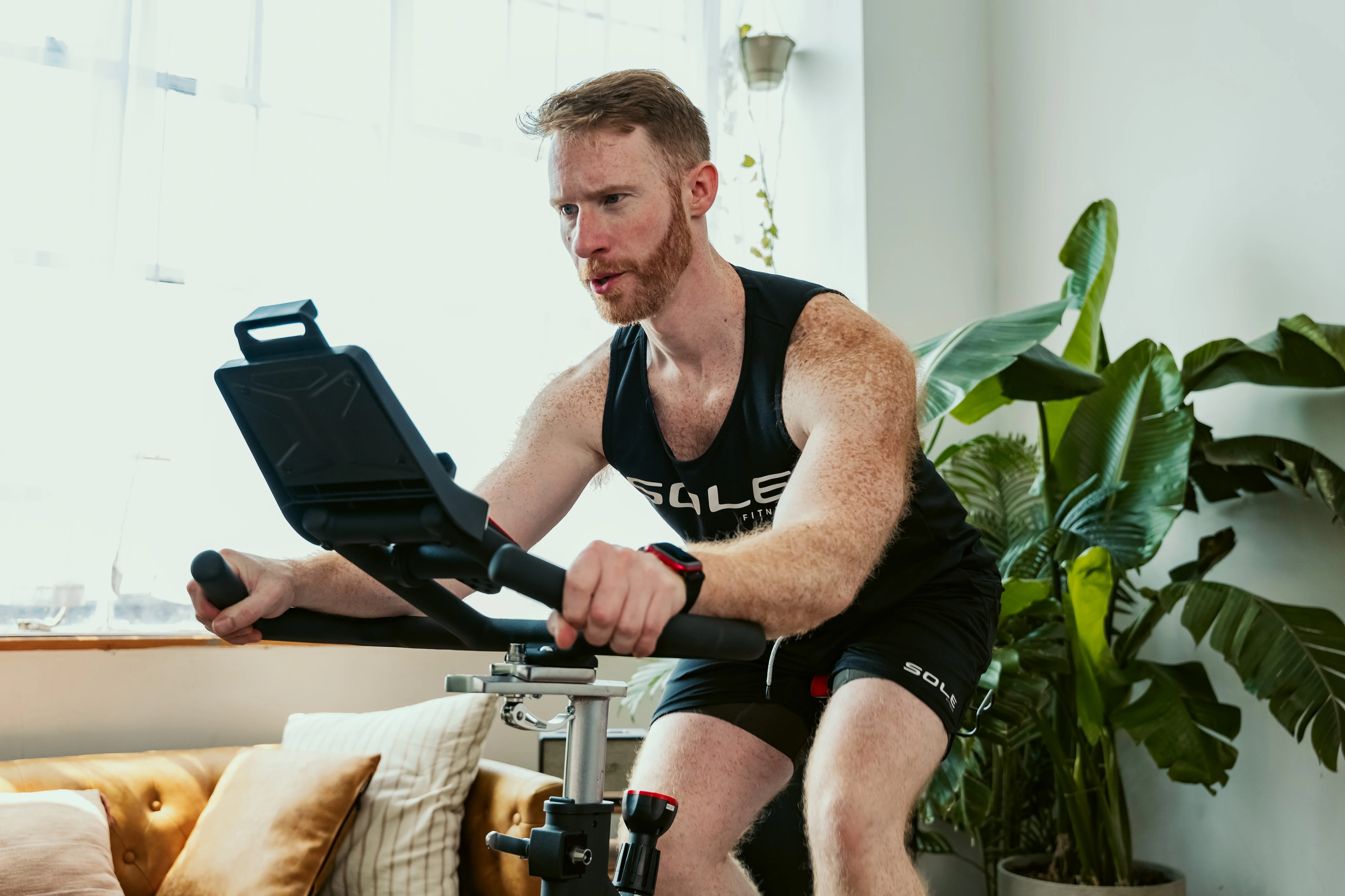 SOLE SB900 Exercise Bike - Image 35