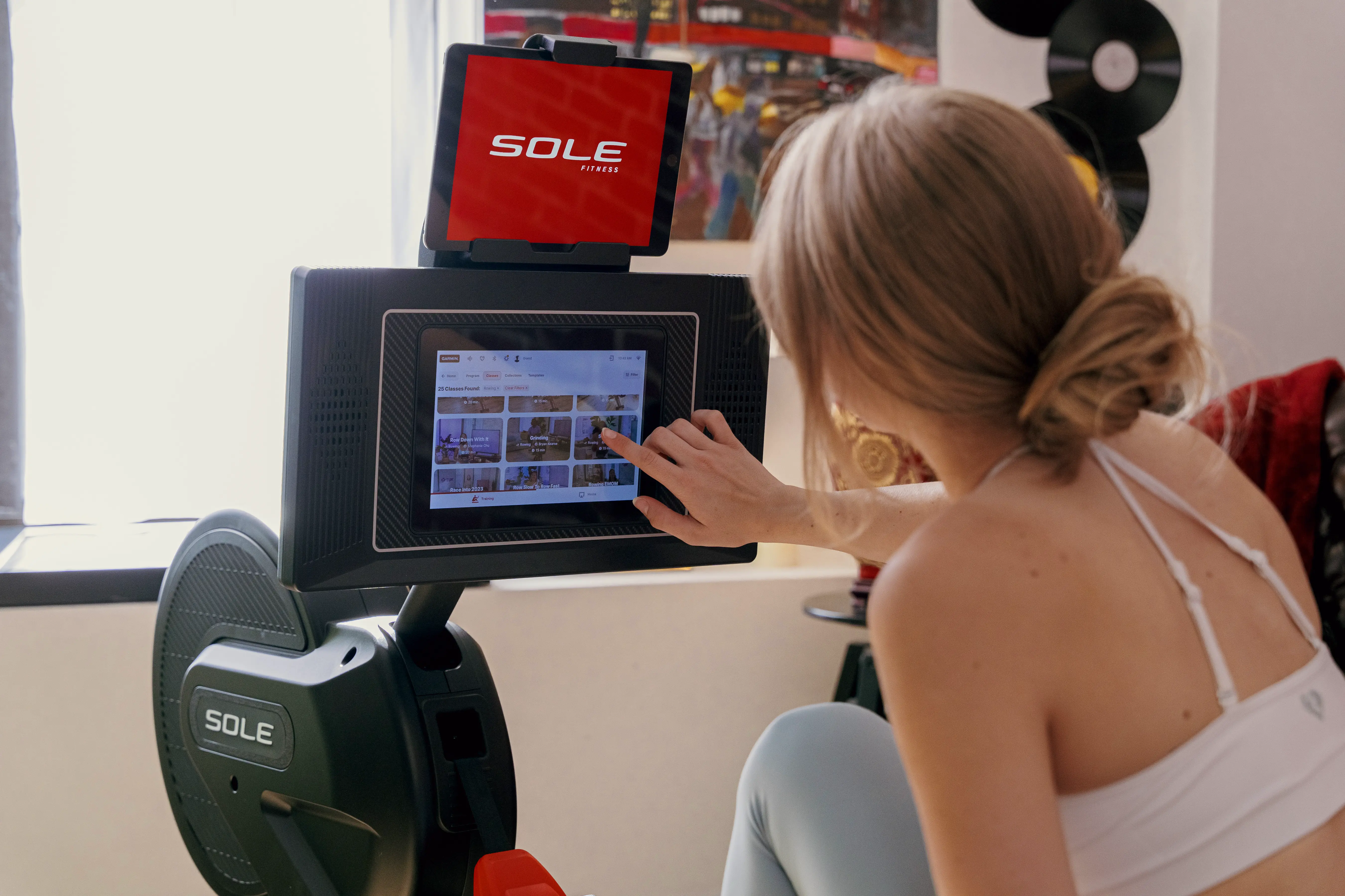 SOLE SR550 Rowing Machine - Image 8