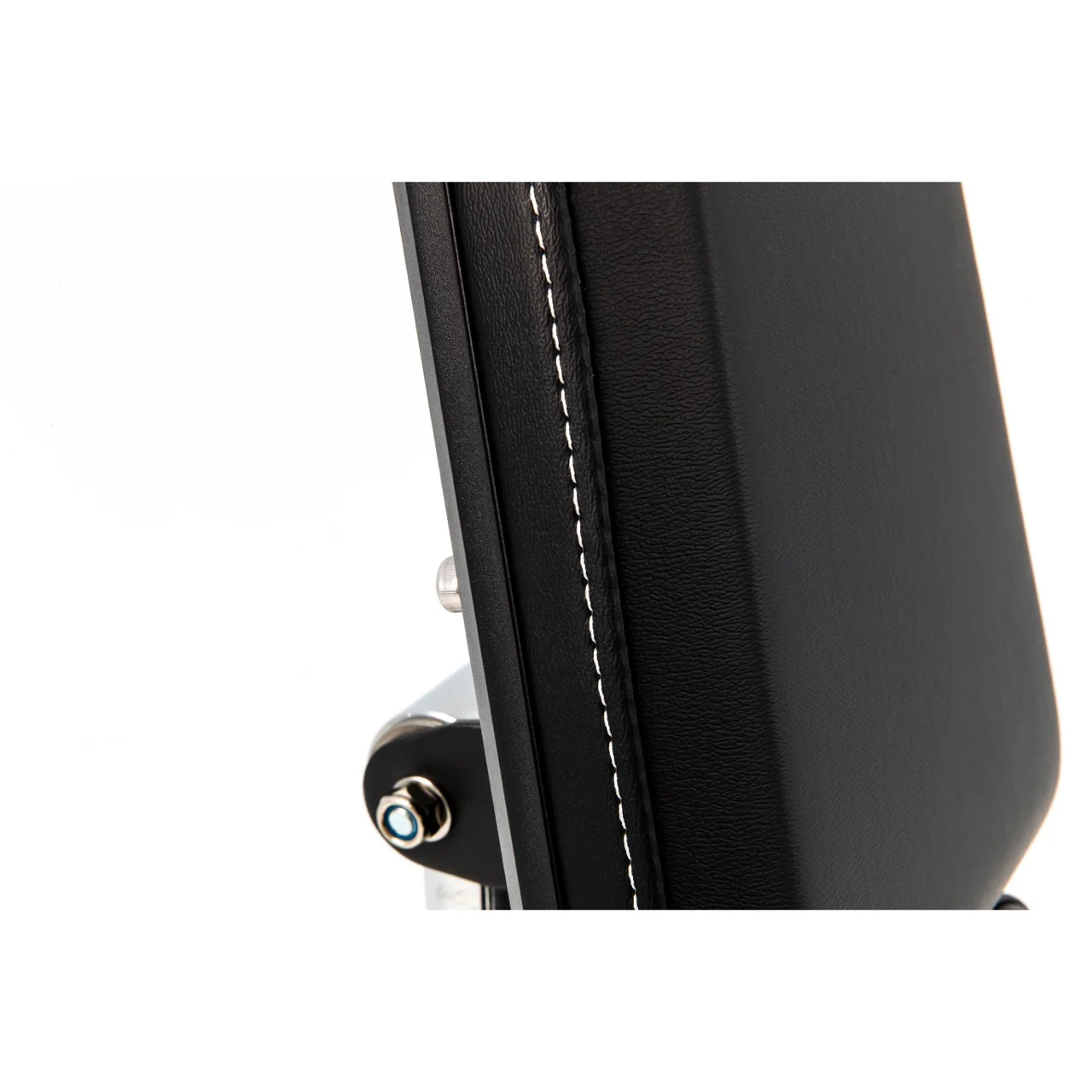 SOLE SW116 Weight Bench - Image 9