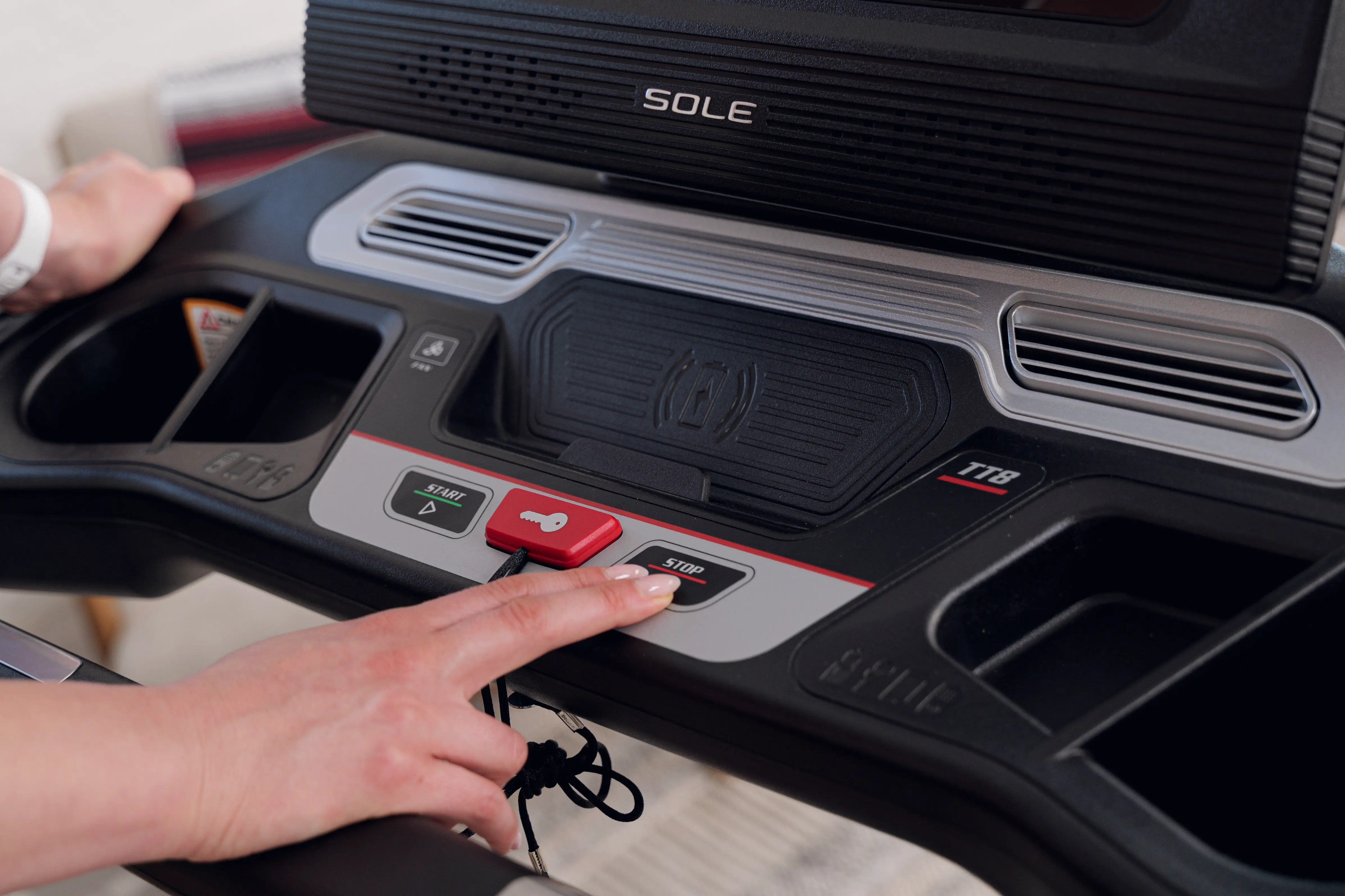 SOLE TT8 Treadmill - Image 14